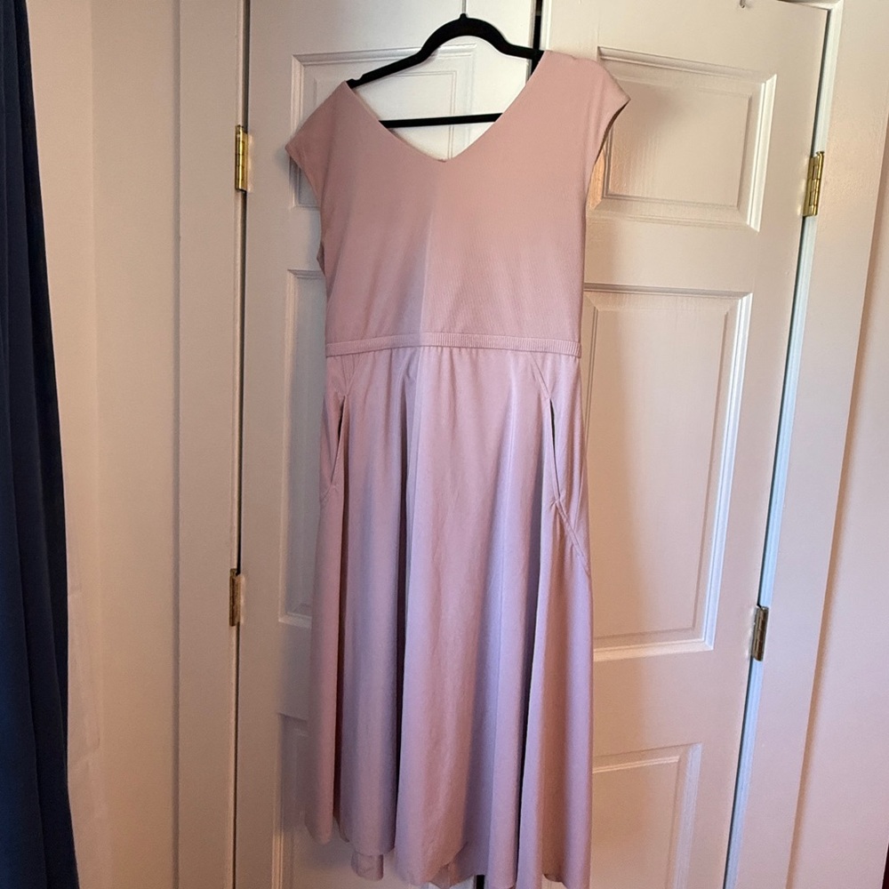 Athleta Lavender Athletic Dress with back cut out